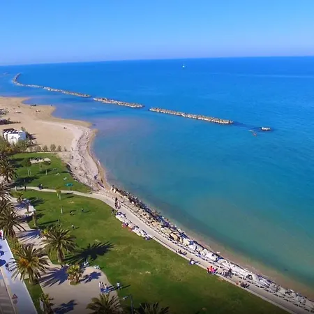 Hotel B&B Miramare *